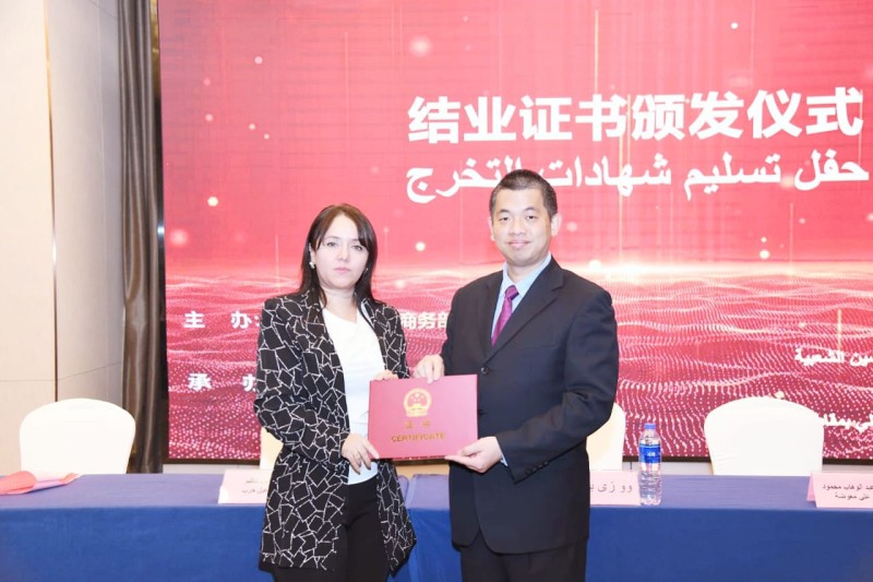 كوادر حزبية من الدول العربية في ورشة عمل بجمهورية الصين