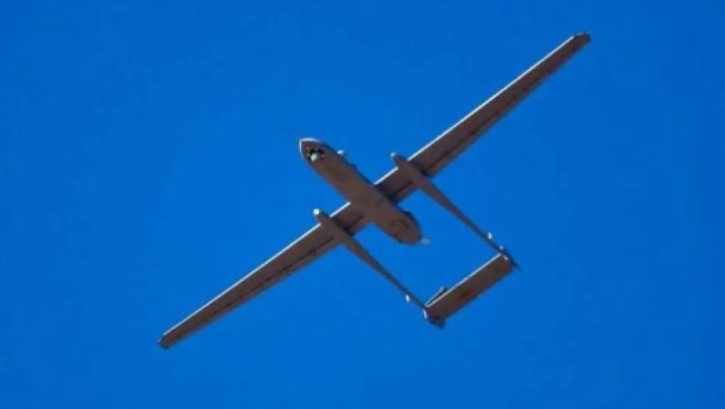 الأنباء اللبنانية: مسيرات الاحتلال تحلق على ارتفاع منخفض فوق بيروت وضواحيها