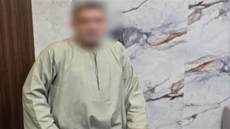 ضبط شقيق مرشح بالجيزة لتعديه على سائق وتباع شركة وبحوزته كروت دعاية انتخابية