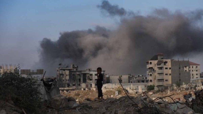 جيش الاحتلال يواصل قصف رفح وحي التفاح شرق غزة