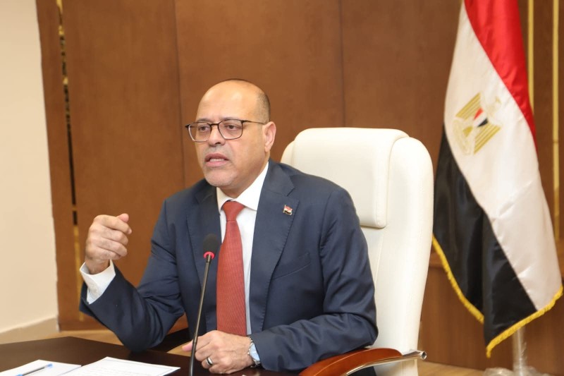 وزير العمل يعلن إيقاف نشاط شركة ”فاست كنترول” لإلحاق العمالة بالخارج  ببني سويف لمخالفتها أحكام القانون