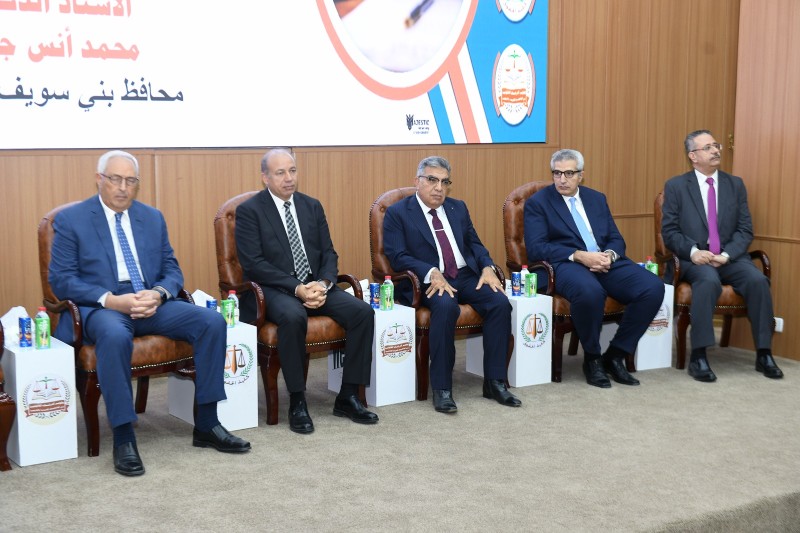 محافظ الدقهلية يشارك في مؤتمر ”تطوير الدراسات القانونية في الجامعات المصرية” بكلية الحقوق