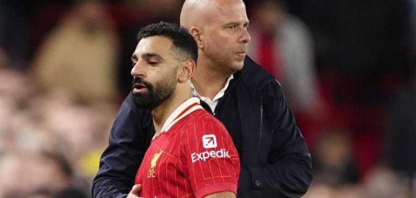 الأزمة تتصاعد.. توتر العلاقة بين صلاح وسلوت يهدد مشاركة النجم المصري قبل أمم أفريقيا