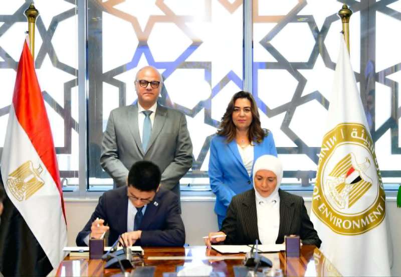 منال عوض ومحافظ القليوبية يشهدان توقيع مذكرة تفاهم مع الصين لإنشاء مشروع متكامل للطاقة