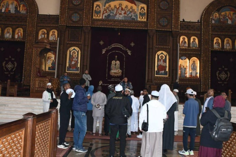 وفد من المشاركين في المسابقة العالمية للقرآن الكريم في زيارة لعددٍ من المعالم الثقافية والحضارية بالعاصمة الجديدة