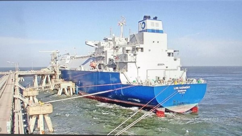 وزارة البترول تعلن تصدير 150 ألف متر مكعب من الغاز المسال إلى تركيا