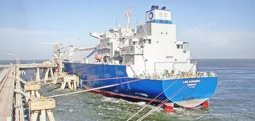 وزارة البترول تعلن تصدير 150 ألف متر مكعب من الغاز المسال إلى تركيا