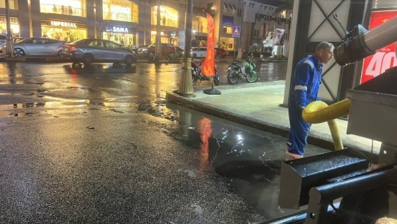 طقس الجمعة يكشف مفاجآت.. أمطار وشبورة وتحذيرات عاجلة