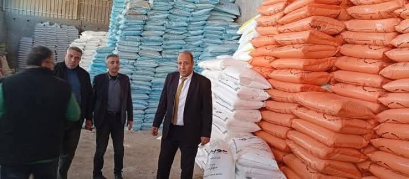 ضبط مخزن غير مرخص لتهريب الأسمدة المدعمة بالمحلة الكبرى