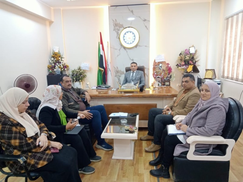 وكيل وزارة الشباب والرياضة بالدقهلية يشدد على تسريع وتيرة تنفيذ المشروعات خلال اجتماع مع الإدارة الهندسية