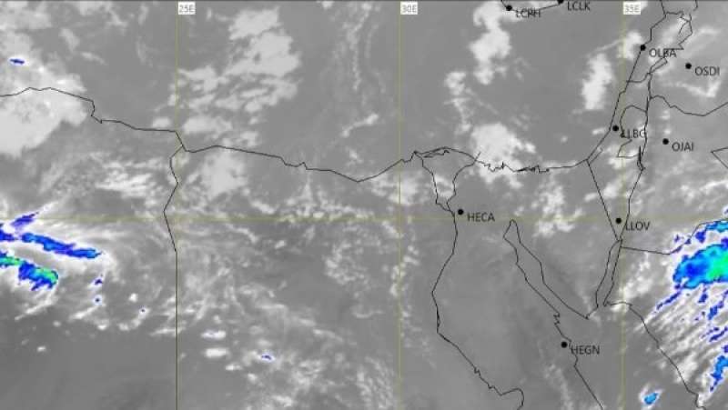 3 ظواهر جوية.. الأرصاد تحذر من الطقس المتقلب غدا