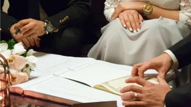 حالة واحدة لا تكتب فيها القائمة للزوجة .. أزهري يكشف مفاجأة للشباب