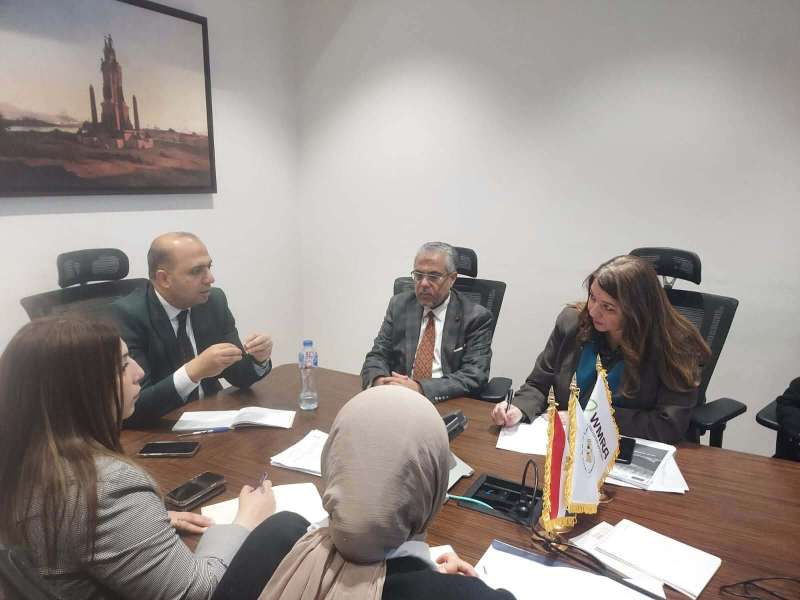 رئيس جهاز تنظيم إدارة المخلفات يترأس اجتماع لجنة العلامة الخضراء للمنتجات البلاستيكية ومواد التعبئة