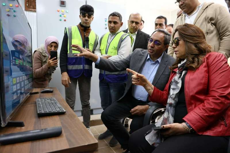 منال عوض من قنا: الدولة تولي إهتماماً خاصاً بمشروعات البنية التحتية للمخلفات بالصعيد لتحسين جودة حياة المواطنين