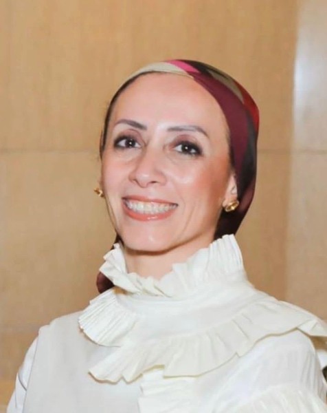 تجديد ندب الدكتورة آية يس مديرًا لمركز الذكاء الاصطناعي بالقطاع الطبي بجامعة عين شمس