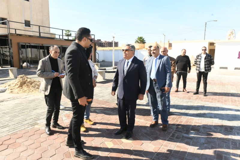 محافظ الدقهلية في زيارة مفاجئة لمدينة جمصة ويتفقد السوق الحضاري