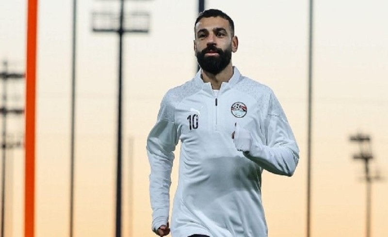 صلاح في العشرة الأوائل.. قائمة أفضل 100 لاعب 2025 بدون ميسي ورونالدو