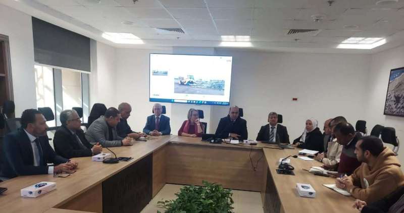 ”البيئة” و”جامعة عين شمس” يبحثان آليات ضمان جودة ”الكمبوست” في مصر