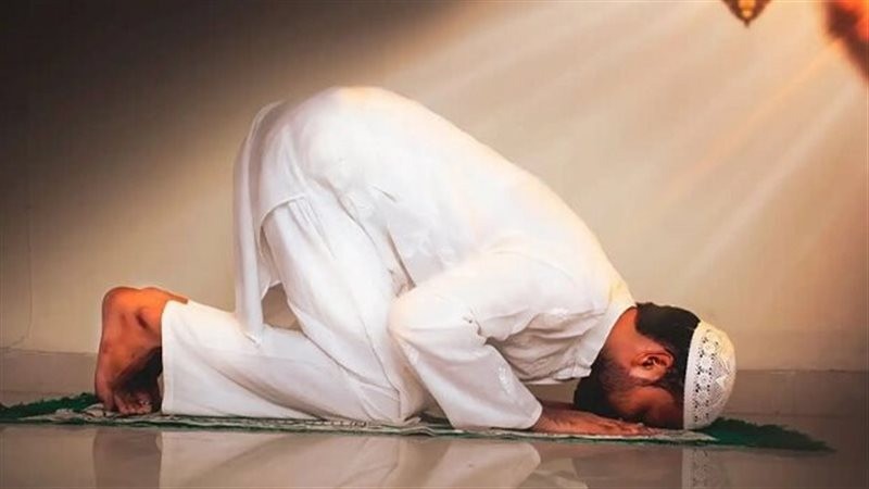 هل يجب النطق بالنية عند الصلاة؟