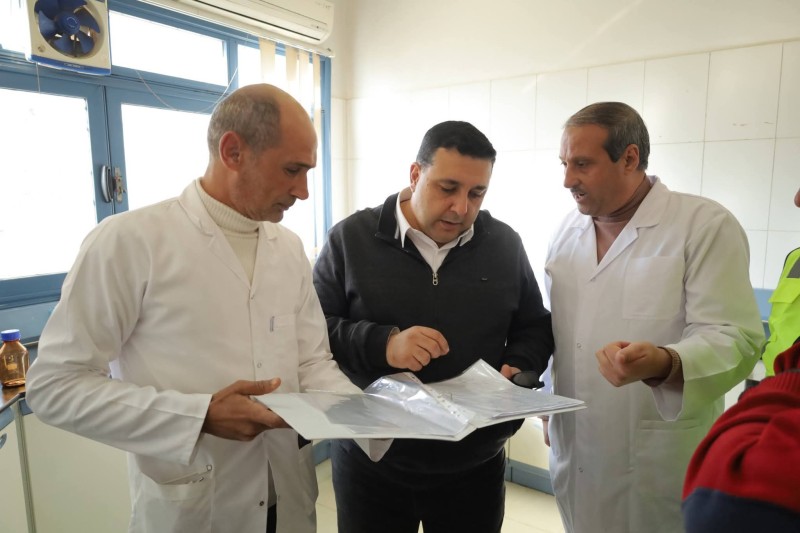 رئيس مياه البحيرة يتفقد المعمل المركزي للصرف الصحي ويؤكد: المعامل خط الدفاع الأول وحجر الأساس لضمان الجودة وحماية البيئة