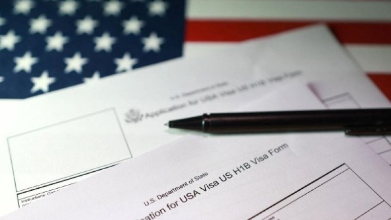 أمريكا تعلن عزمها إلغاء برنامج قرعة الهجرة العشوائية ”اللوتري”