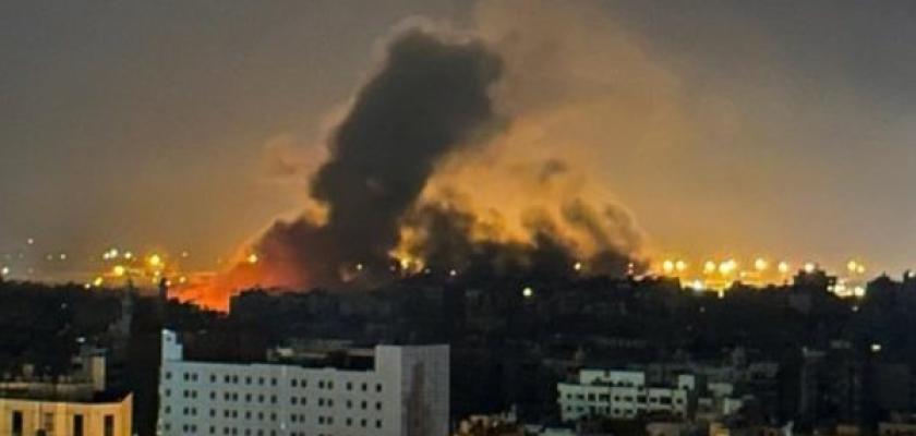 مروحيات الاحتلال تقصف خان يونس ومدينة رفح الفلسطينية بالأسلحة الثقيلة