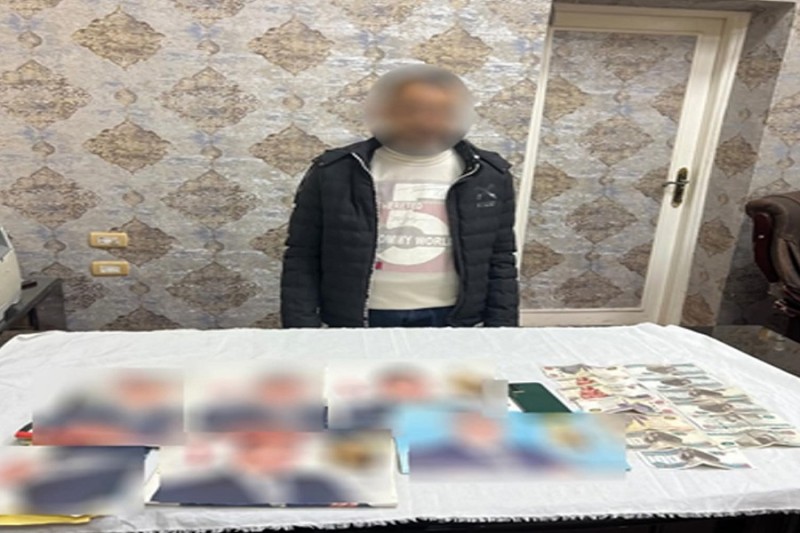 ضبط شخص بحوزته مبالغ مبالية أمام إحدى اللجان الانتخابية في أبو حمص