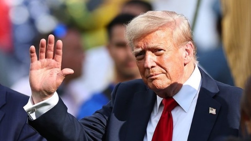 دبلوماسي فلسطيني سابق: تهديد ترامب لـ حماس رسالة سياسية لا عسكرية