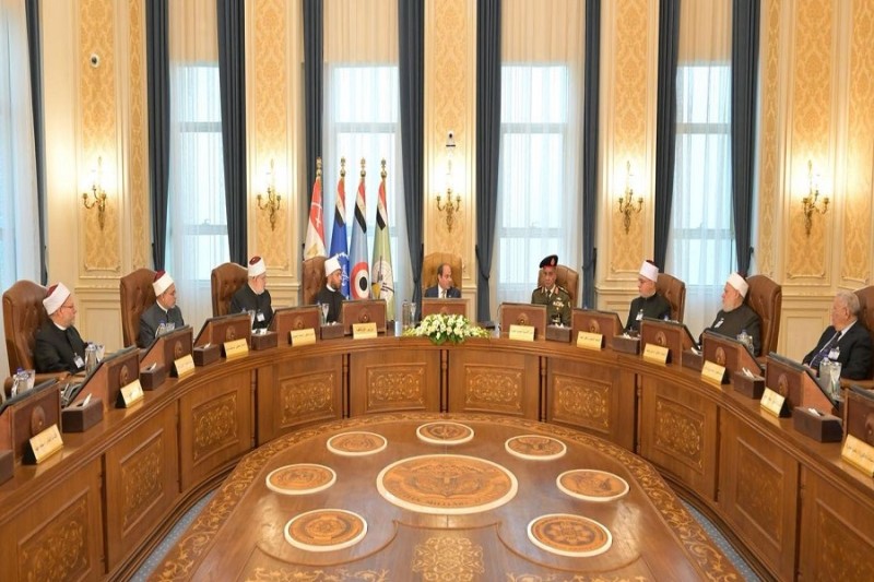 لا تهاون مع التطرف.. السيسي يرسم خارطة طريق لتجديد الخطاب الديني