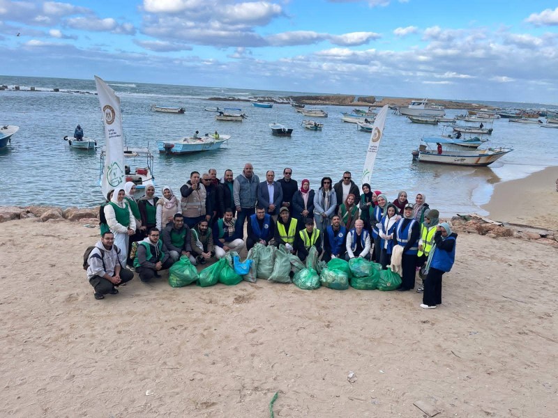 حملة لتنظيف جزيرة ميامي