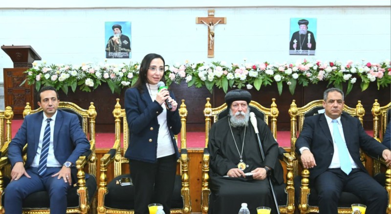 الدكتورة جاكلين عازر: عيد الميلاد يحمل رسالة السلام والمحبة