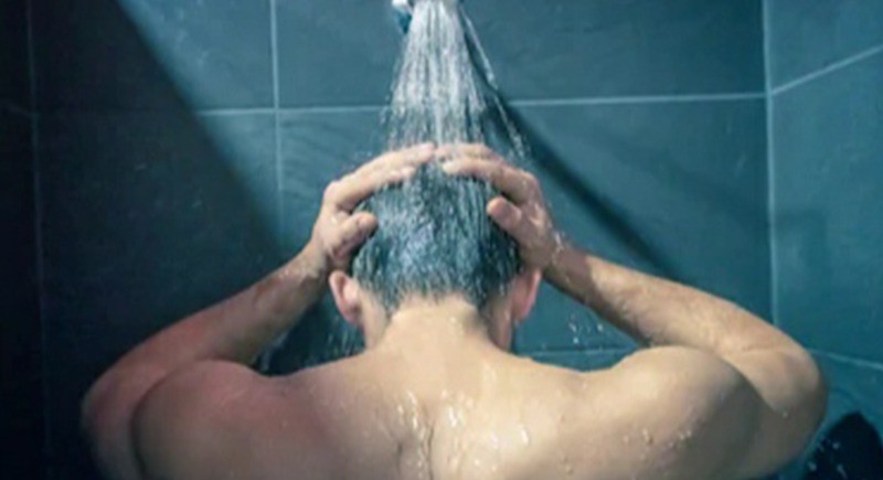 مخاطر الاستحمام بالماء الساخن في الشتاء