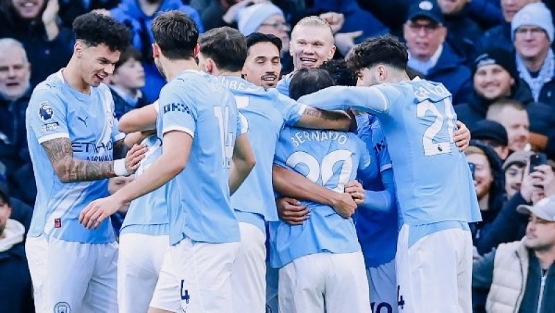 مانشيستر سيتي يعلن ضم الغاني سيمينيو