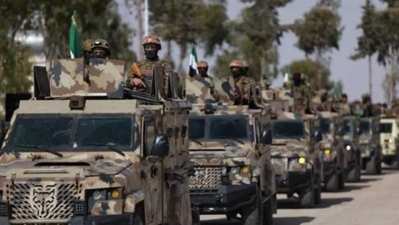 الجيش السوري يفكك الألغام ويستعيد حي الشيخ مقصود بالكامل