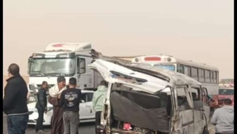 13 مصابًا في حادث انقلاب ميكروباص بطريق دهشور – الفيوم