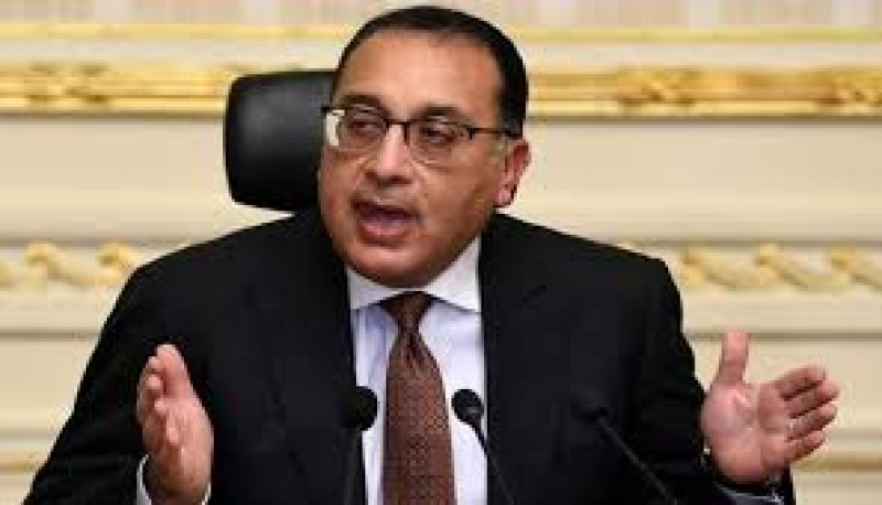 «سقف وباب يُغلق بكرامة».. مدبولي يروي الجانب الإنساني لمشروع «سكن لكل المصريين