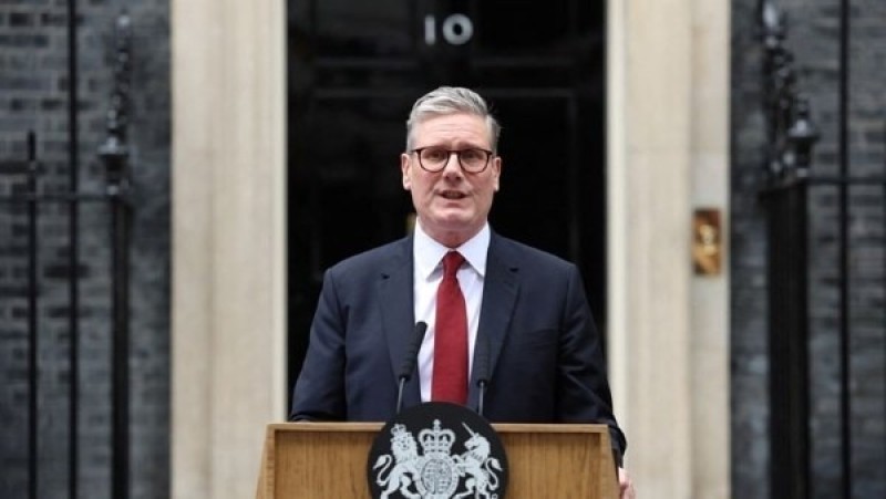 رئيس الوزراء البريطاني: نعمل على فرض المزيد من العقوبات على إيران