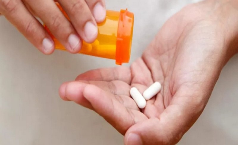 أول تحذير لـ هيئة الدواء في 2026.. سحب تشغيلة من «ديكلاك» أشهر مسكن للألم