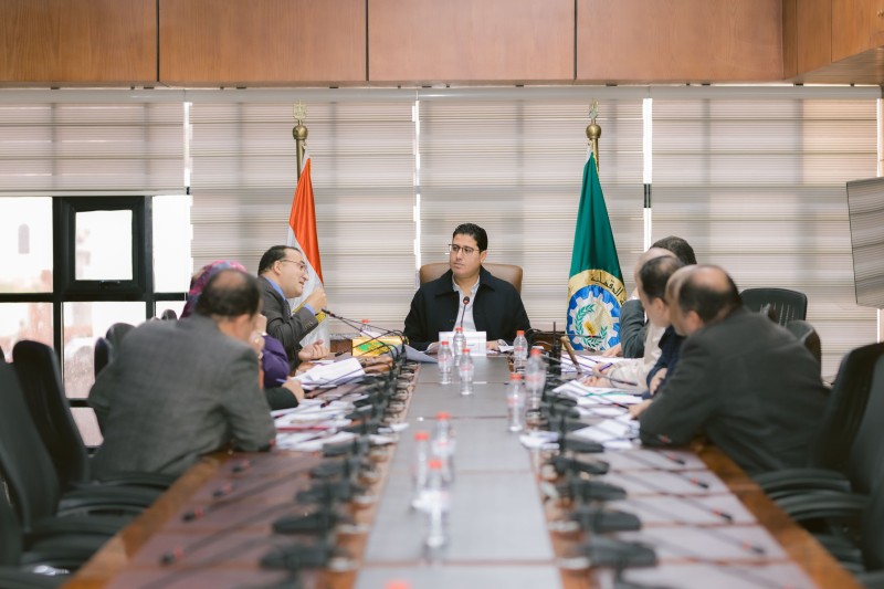 نائب محافظ الدقهلية يترأس اجتماعا لمناقشة اللائحة المقترحة للمنطقة الصناعية بجمصة والجاري اعتمادها من وزارة المالية