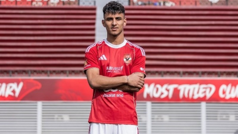 3 صفقات في يوم واحد.. الأهلي ينهي قيد لاعبيه الجدد