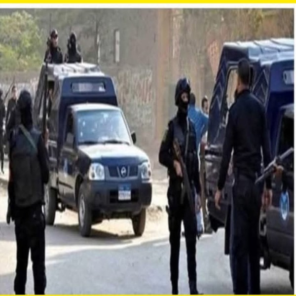 الامن يضبط شخص تحـرش بسيدة أمام إحدى ماكينات الصراف بالبحيرة