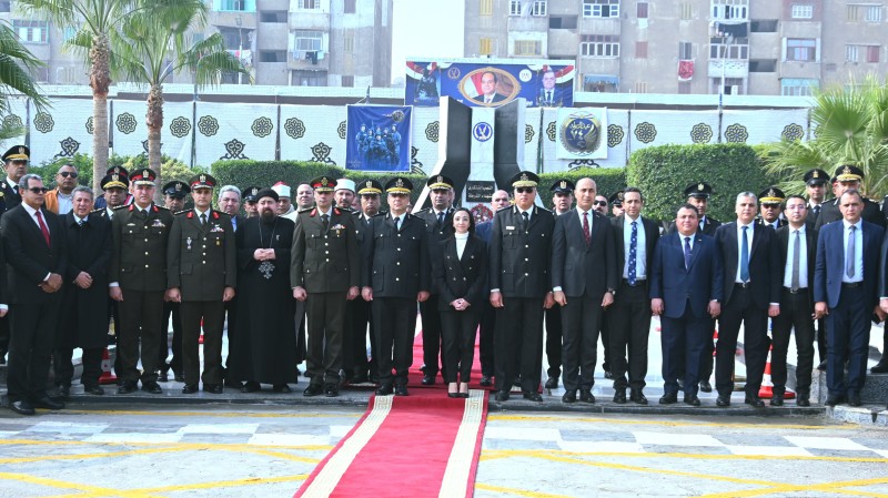 محافظ البحيرة تقدم التهنئة لمدير الأمن والقيادات الأمنية والشرطية بعيد الشرطة