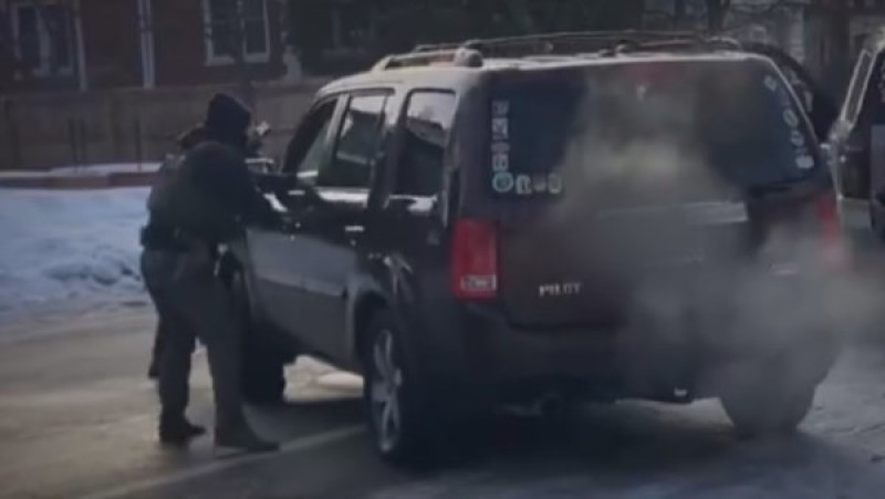 وسط غضب شعبي متصاعد.. ترامب يتجاهل تداعيات إطلاق النار في مينيابوليس