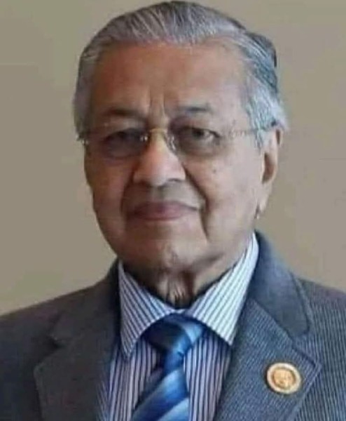 وداعا للزعيم المسلم الكبير ”مهاتير محمد”