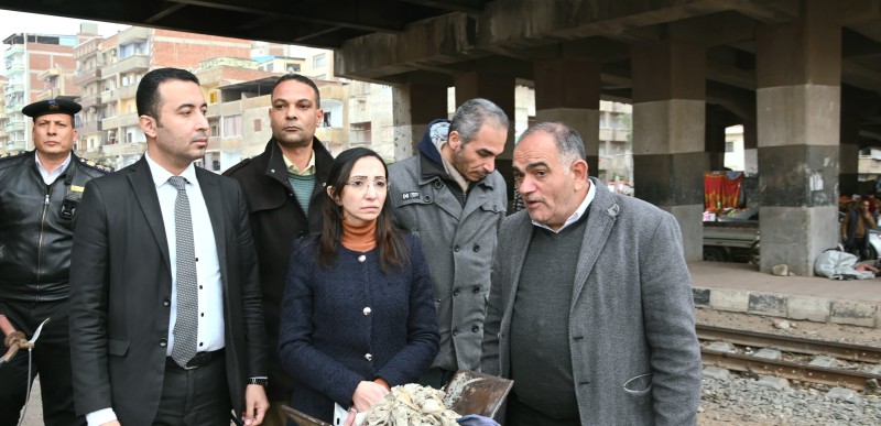 محافظ البحيرة تتفقد أعمال تطوير مزلقان السكة الحديد أسفل الكوبري العلوي بدمنهور