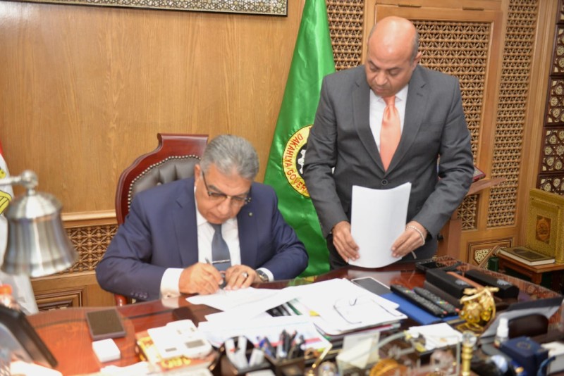 محافظ الدقهلية يعتمد نتيجة امتحانات الفصل الدراسي الأول للشهادة الإعدادية بنسبة نجاح 88.7٪.