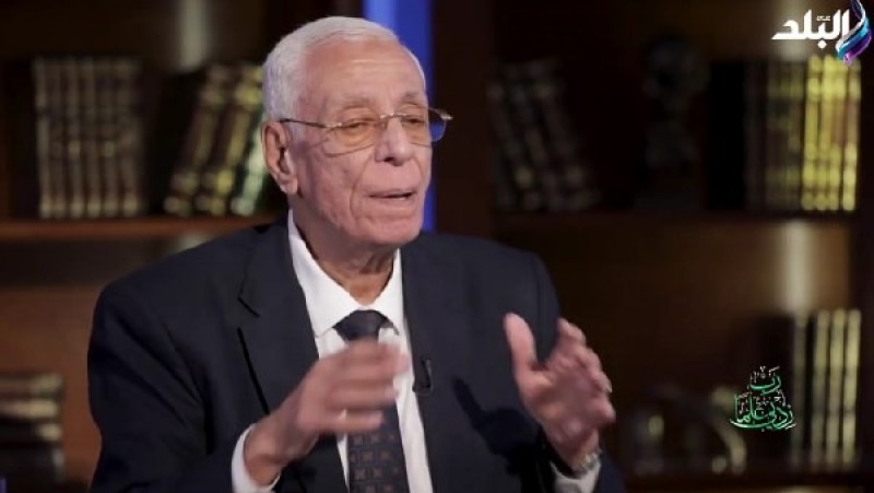 حسام موافي: الرسول حذر من الزواج مع الأهل (فيديو)