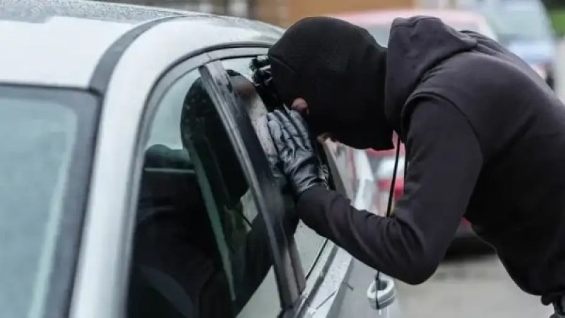 سرقة سيارات تابعة للوفد السعودي المشارك بـ ”معرض الكتاب” في سوريا