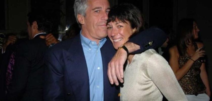 شريكة إبستين تساوم ترامب بطلب العفو عنها