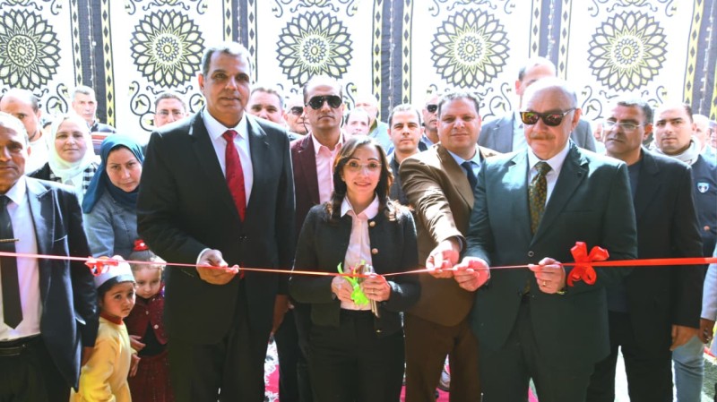 محافظ البحيرة تفتتح معرض ”أهلاً رمضان” بالرحمانية بتخفيضات تصل إلى 30% لتخفيف الأعباء عن المواطنين